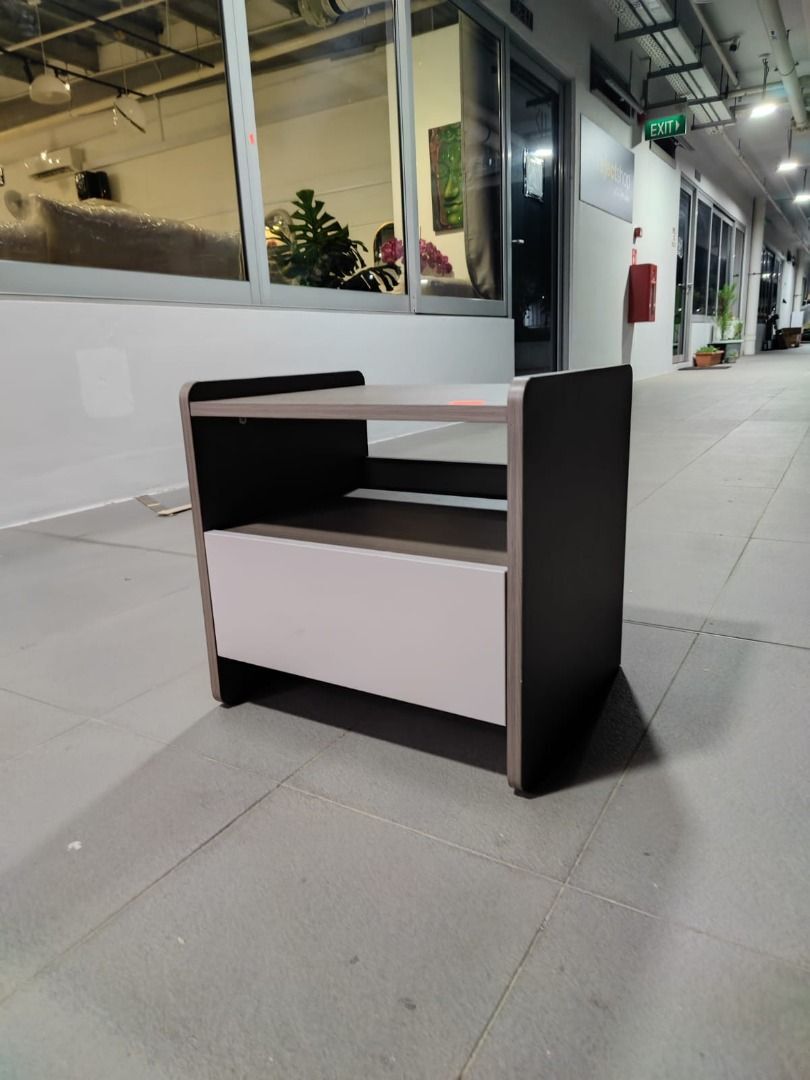 boxal_bedside_table_grey_1750830979_b7bd7ac6_progressive