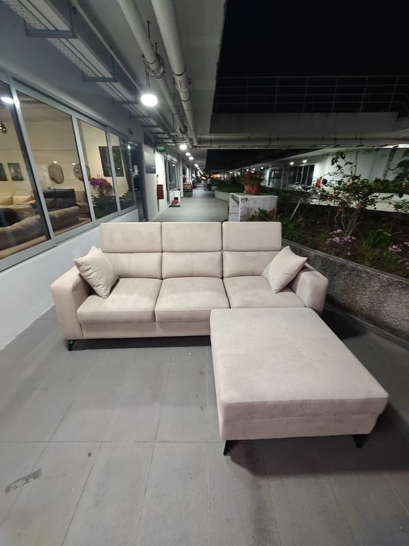 celentano_3_seater_with_ottoma_1758441087_df9acbd1_progressive