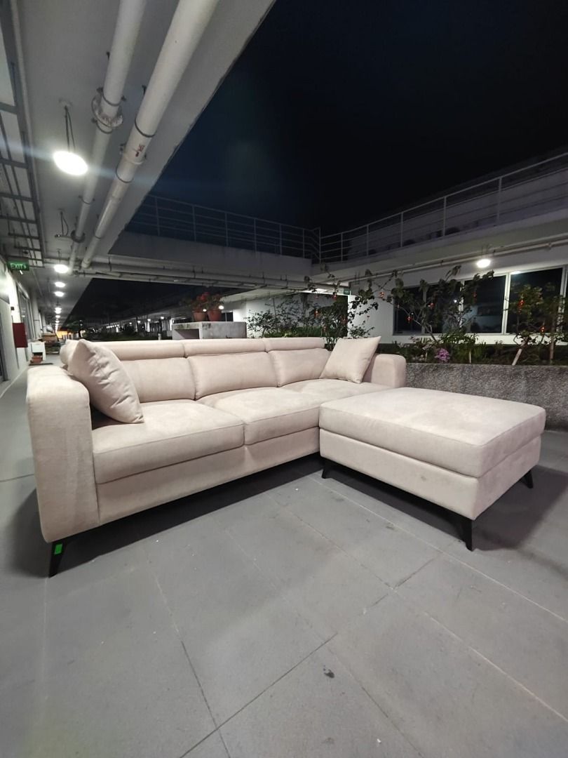 celentano_3_seater_with_ottoma_1758441087_b1daaf09_progressive