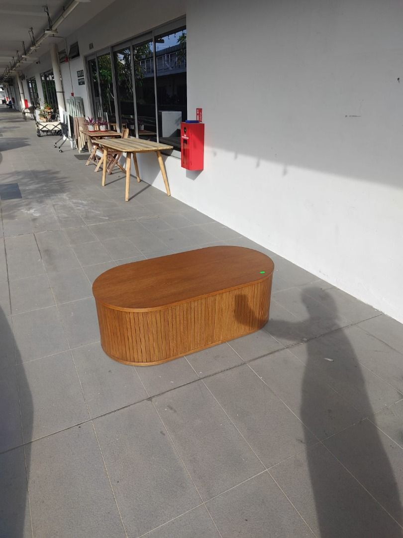 zollins_lifttop_coffee_table_1760185771_f06df60f_progressive