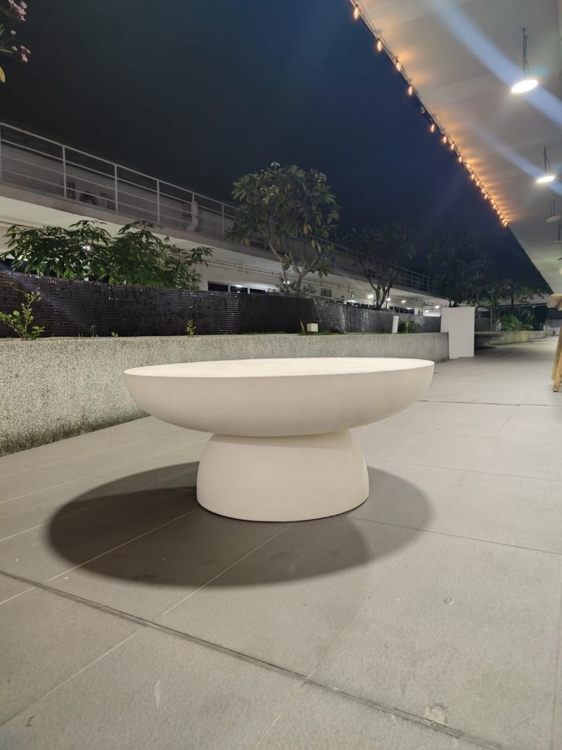 sarga_round_coffee_table_1760432185_52aa021d_progressive