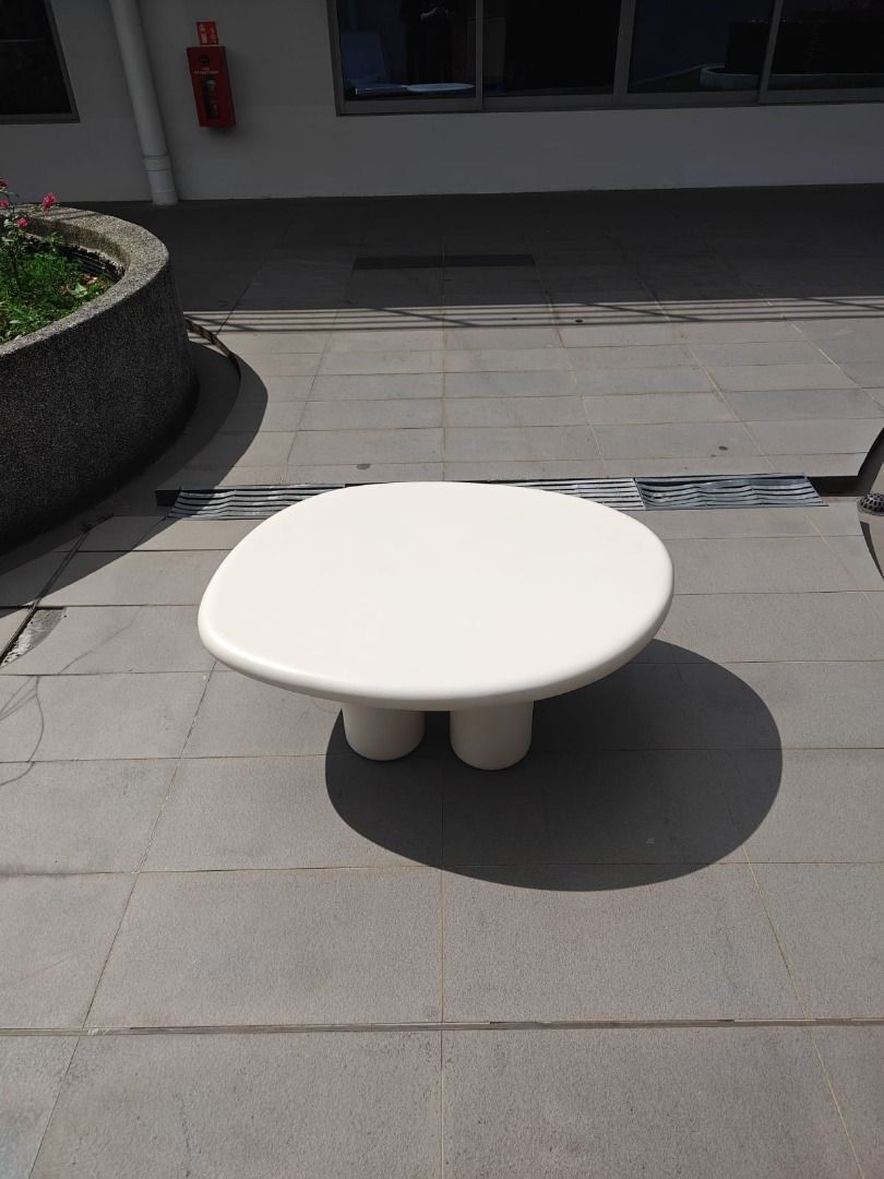 lagasse_coffee_table_1760511198_b75dbb42_progressive