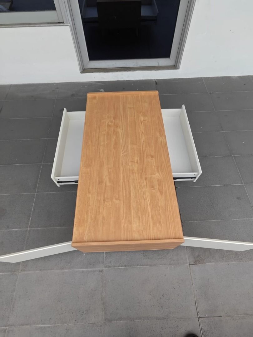 krakow_12m_coffee_table_1760685235_11d3b446_progressive