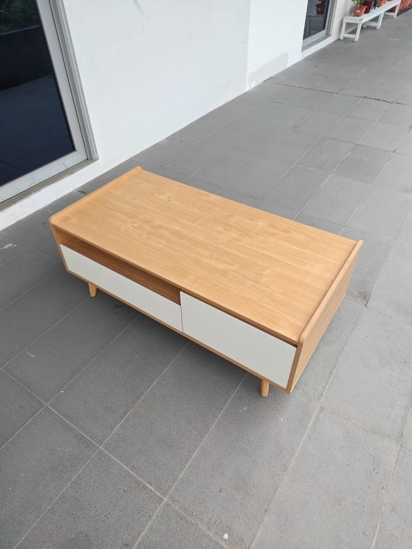 krakow_12m_coffee_table_1760685235_61237c16_progressive