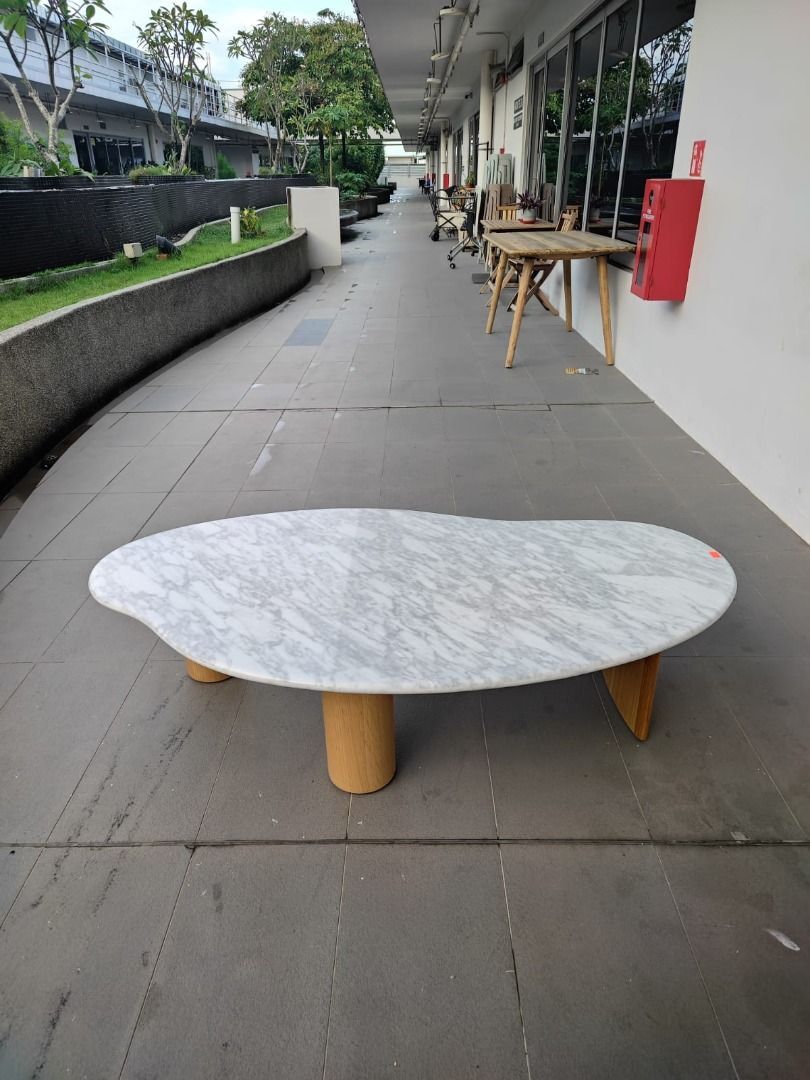 zach_carrara_marble_coffee_tab_1760687289_87163511_progressive