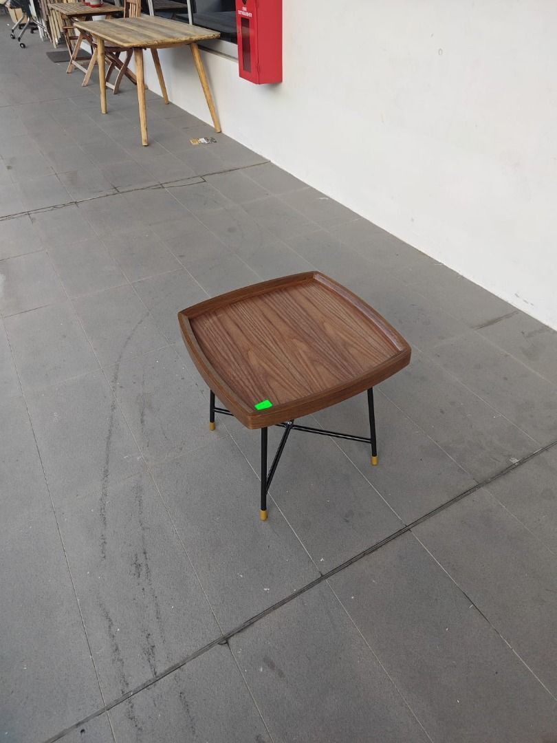 revaer_square_side_table_in_wa_1760688648_3019277d_progressive