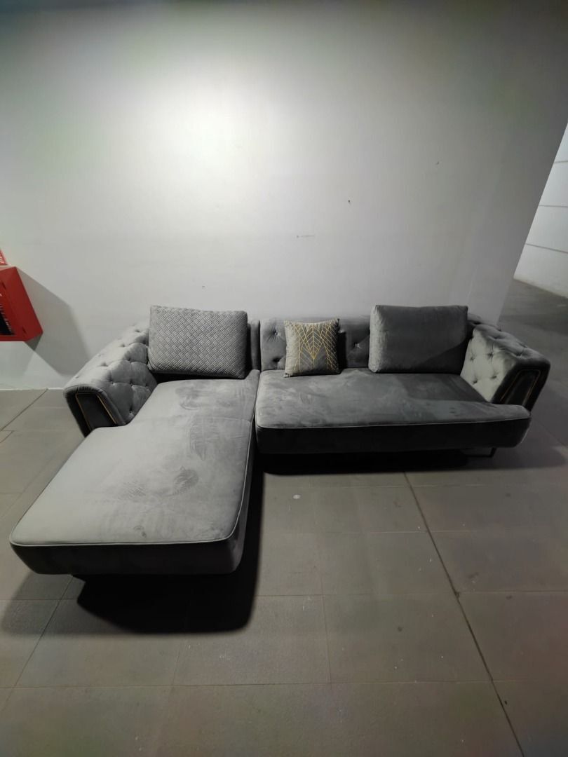 denerry_lshape_sofa_in_velvet__1760423812_58252e7f_progressive