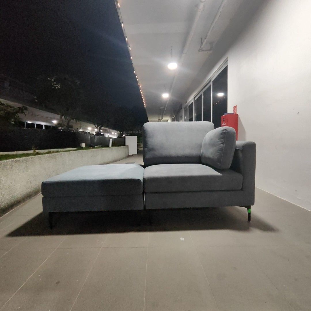 lavazza_modular_sofa_in_grey_f_1760091251_4680ae4c_progressive