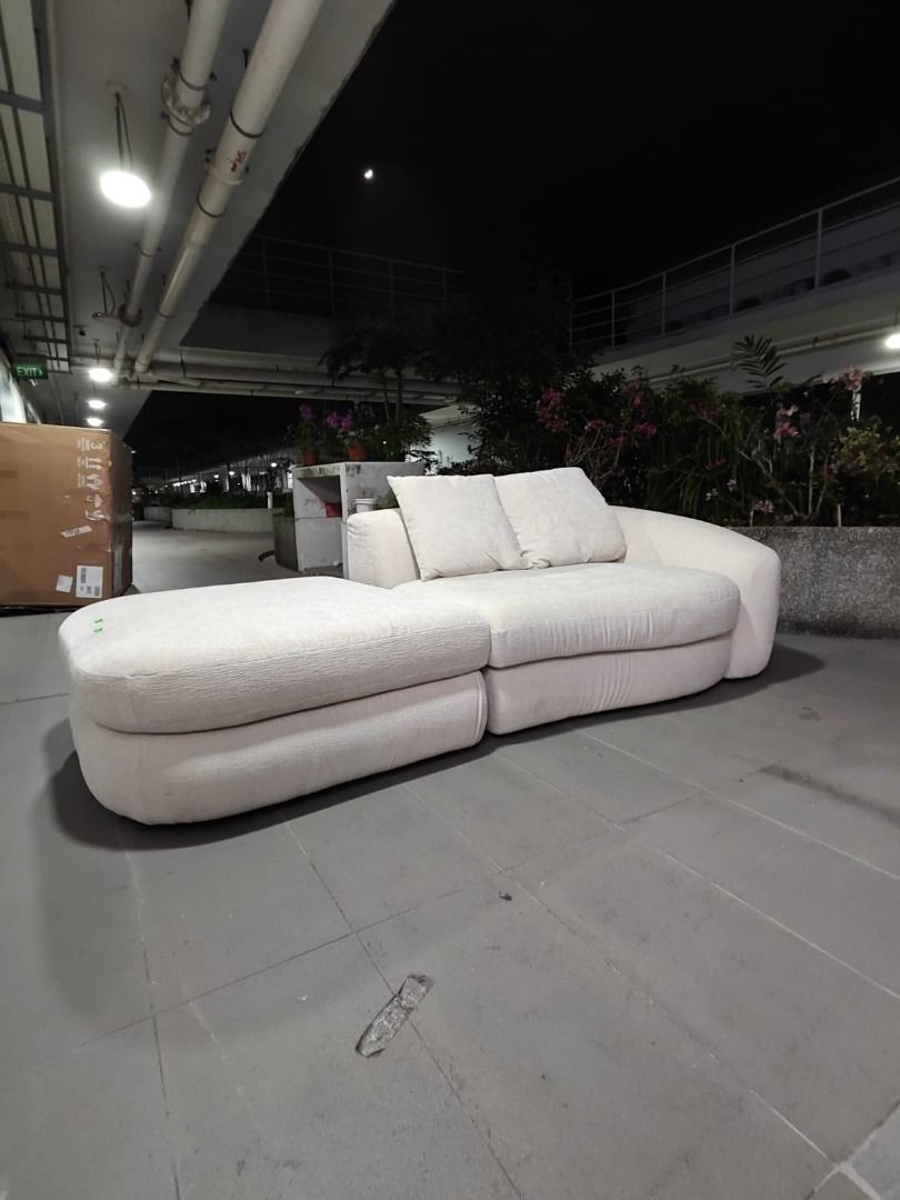 gloucester_performance_fabric__1756453240_39b9f41c_progressive