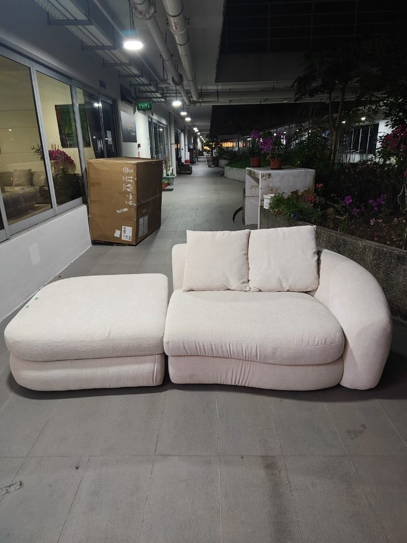 gloucester_performance_fabric__1756453240_8c173d6a_progressive