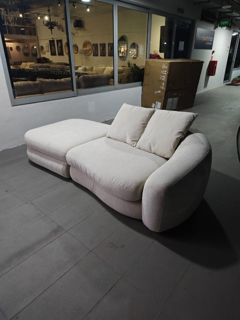 gloucester_performance_fabric__1756453240_9474c602_progressive