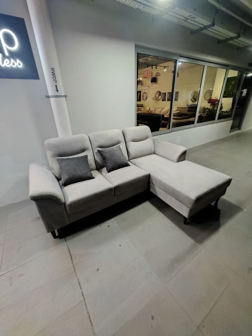 harkness_lshaped_duron_fabric__1760008804_09db6333_progressive