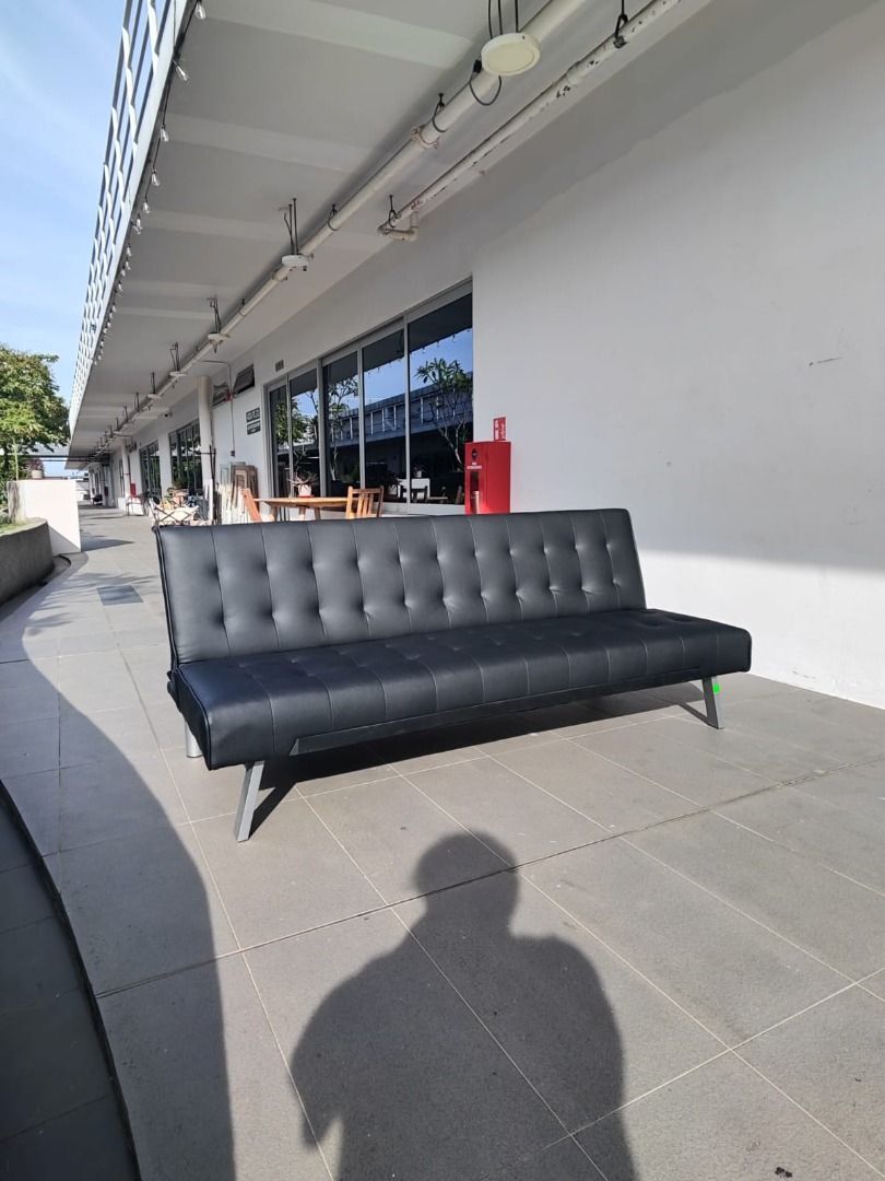 angeles_sofa_bed_in_black_pvc_1761633303_71820fc4_progressive