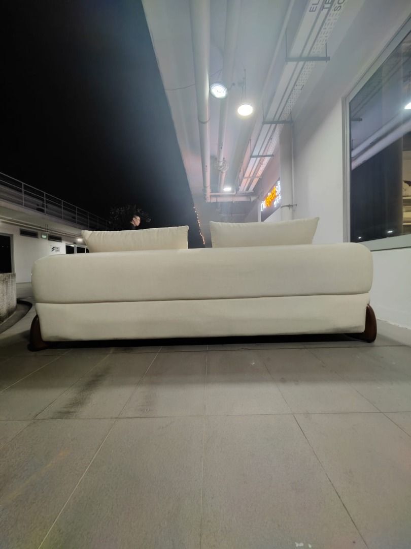 okraska_3_seater_sofa_1761459685_57ba7f81_progressive