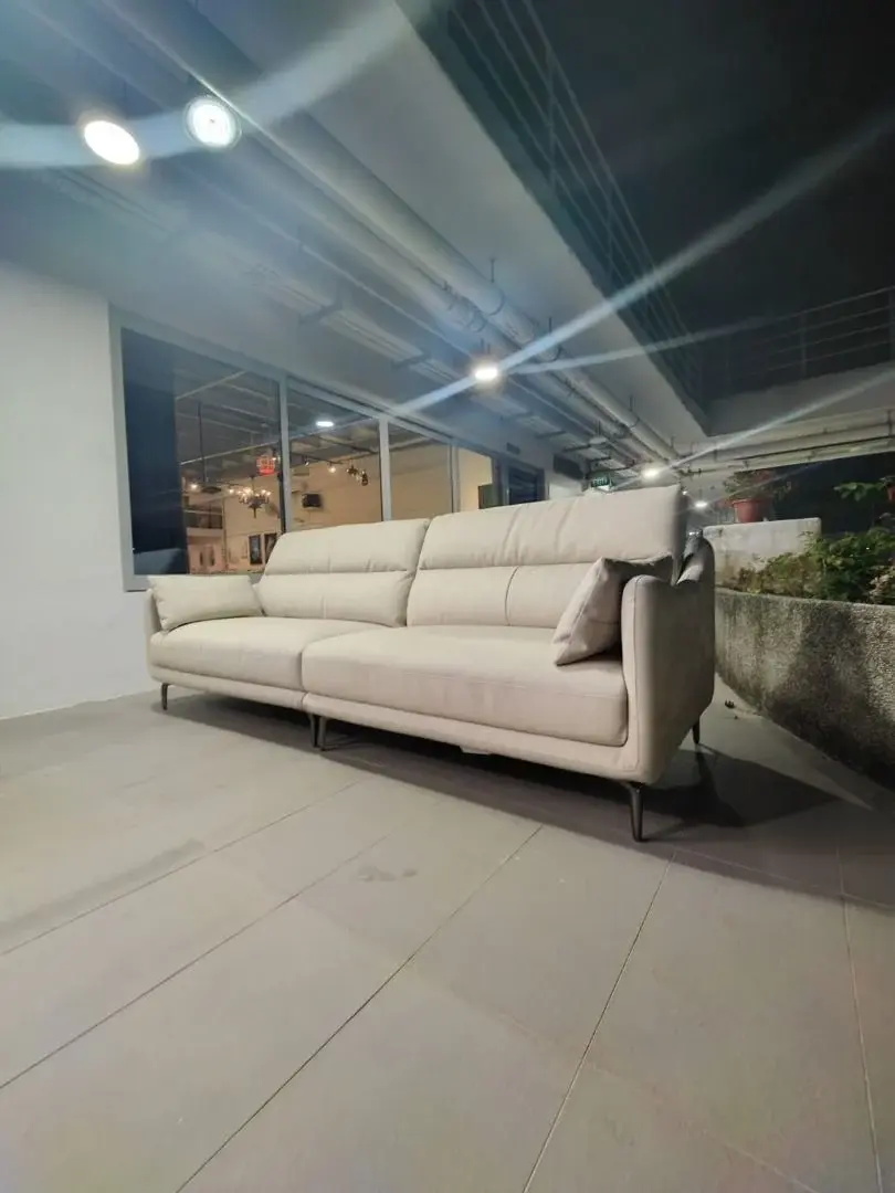 lacoere_4_seater_leather_sofa_1761471260_7b5e7cb8_progressive