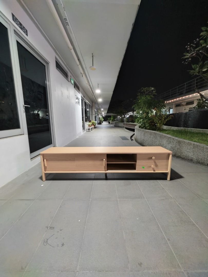 fabien_tv_console_1762848382_ba94bfaa_progressive