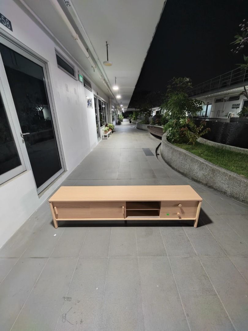 fabien_tv_console_1762848382_94e38611_progressive