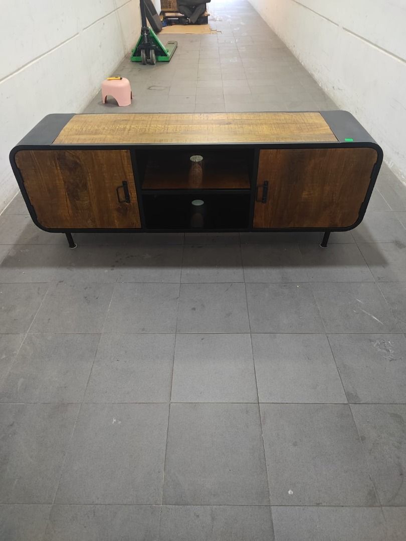 konik_industri_series_tv_conso_1757740535_8b055352_progressive