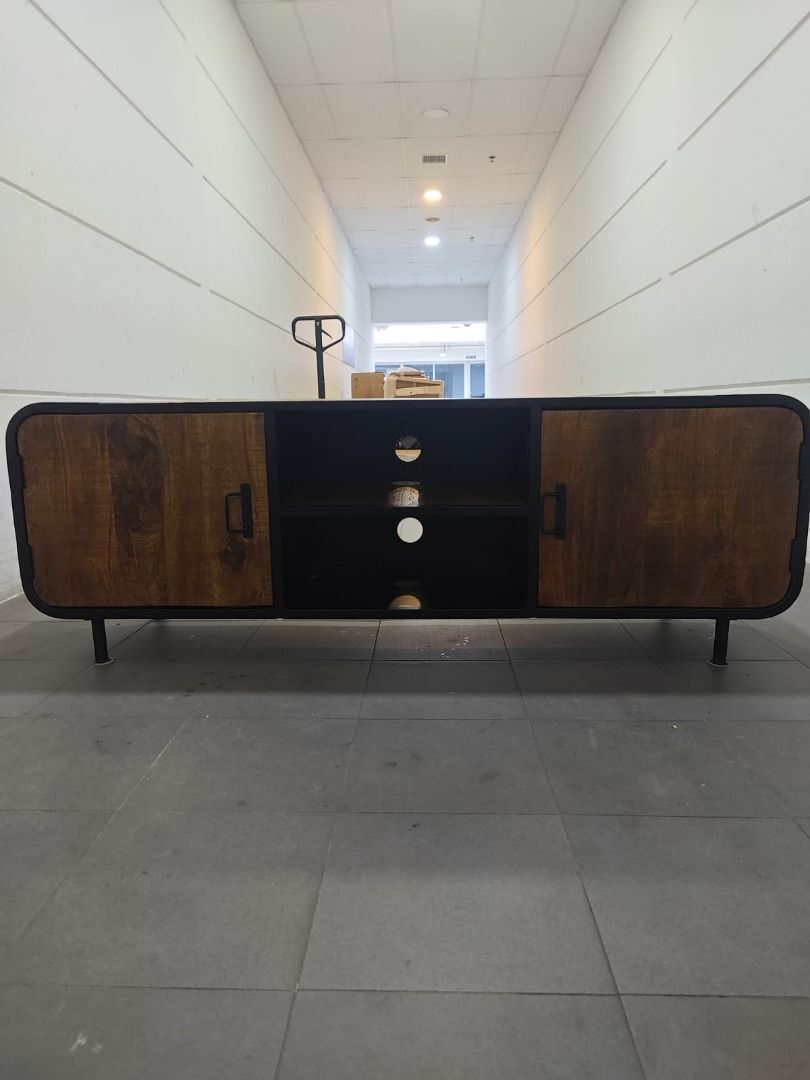 konik_industri_series_tv_conso_1757740535_fe1650dd_progressive