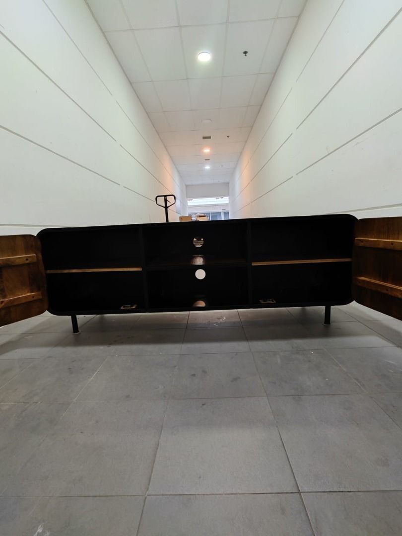 konik_industri_series_tv_conso_1757740535_38cbfc0d_progressive