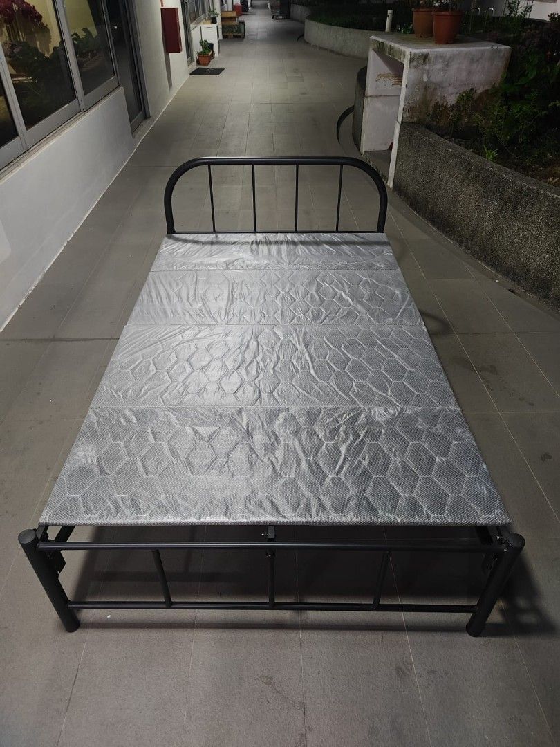 ciater_foldable_single_bedfram_1762924653_3205a06c_progressive