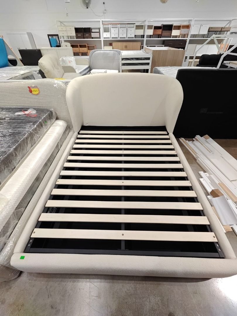 calloway_performance_boucl_que_1760690138_9e5fd62f_progressive