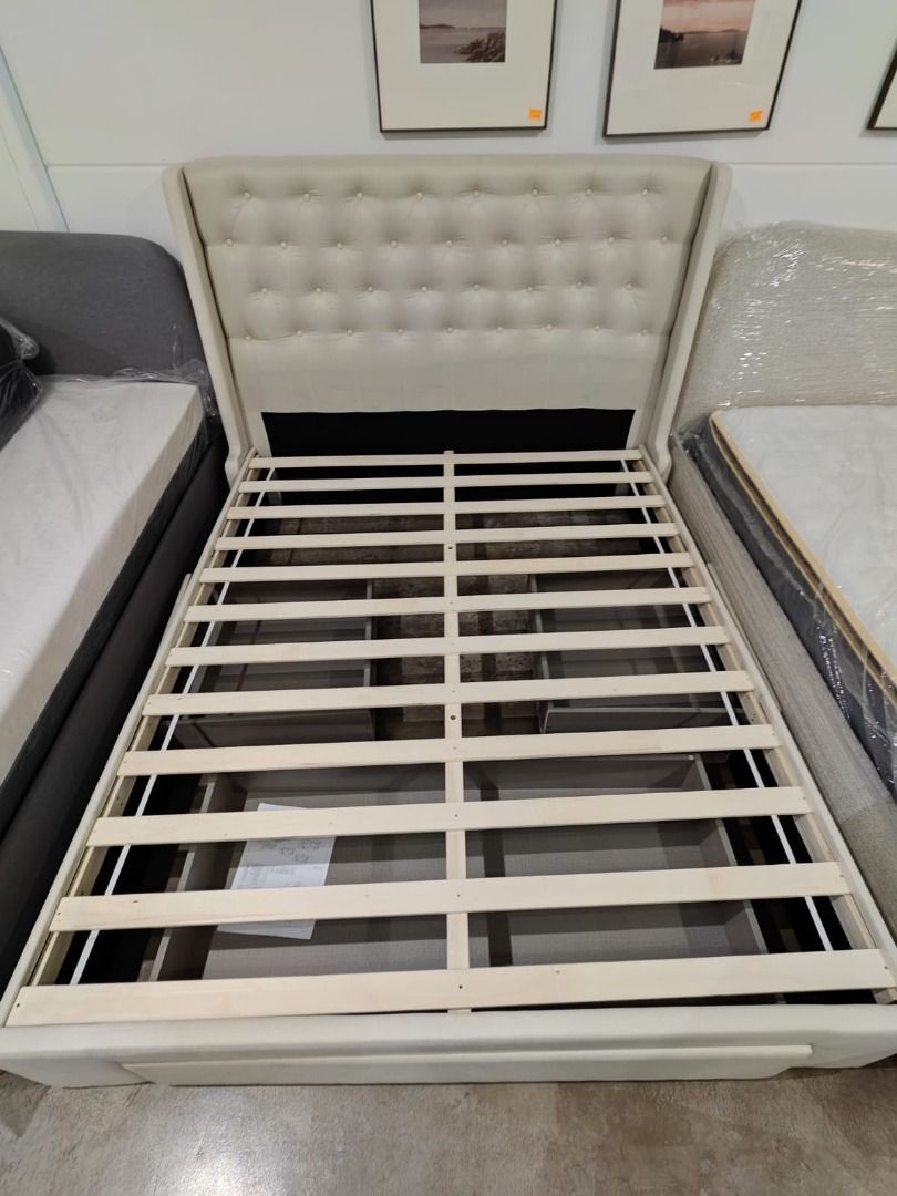 dever_queen_size_bedframe_with_1760435159_987c4f8e_progressive