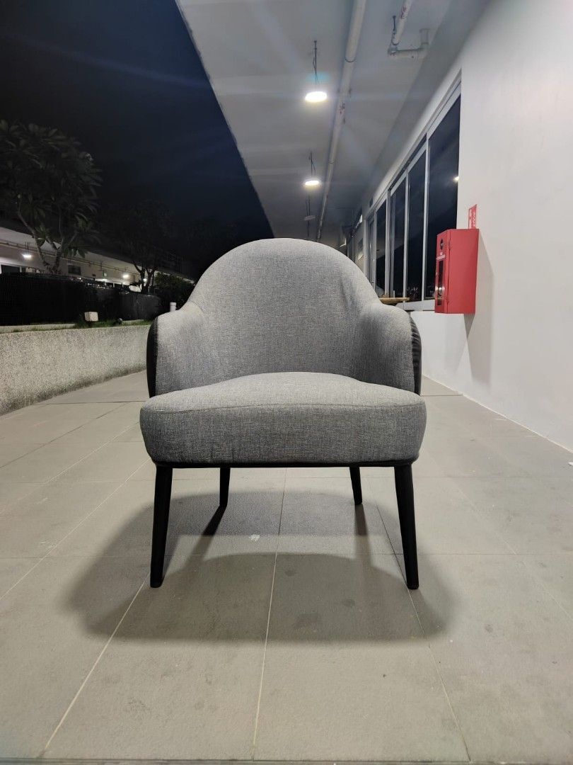 henshall_armchair_1751199836_edc62270_progressive