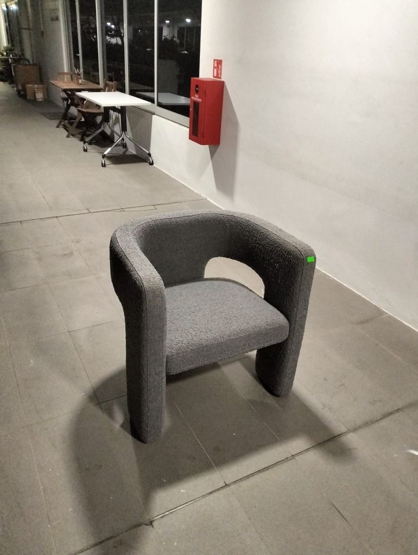 jimnez_boucle_armchair_in_stor_1741934001_39b567bb_progressive