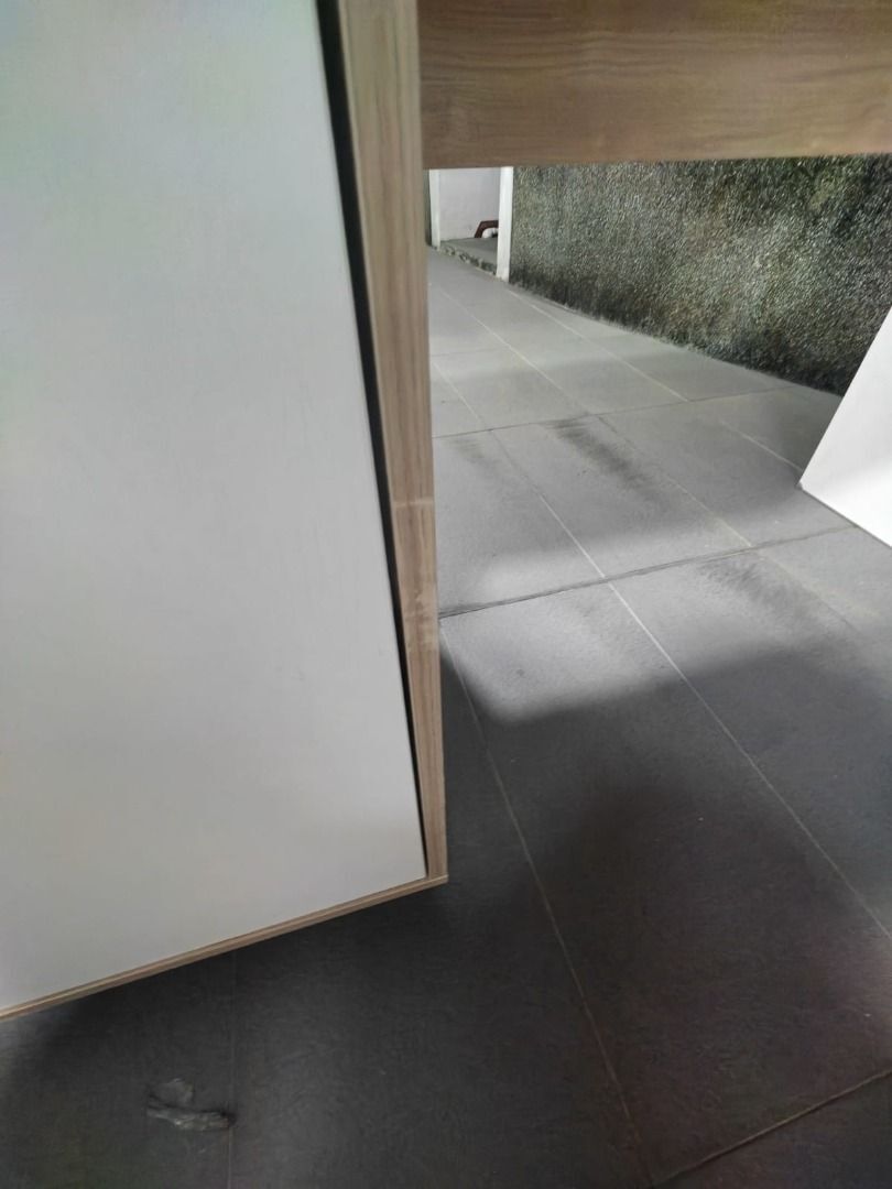 wiesel_study_table_1761909938_55200fa8_progressive