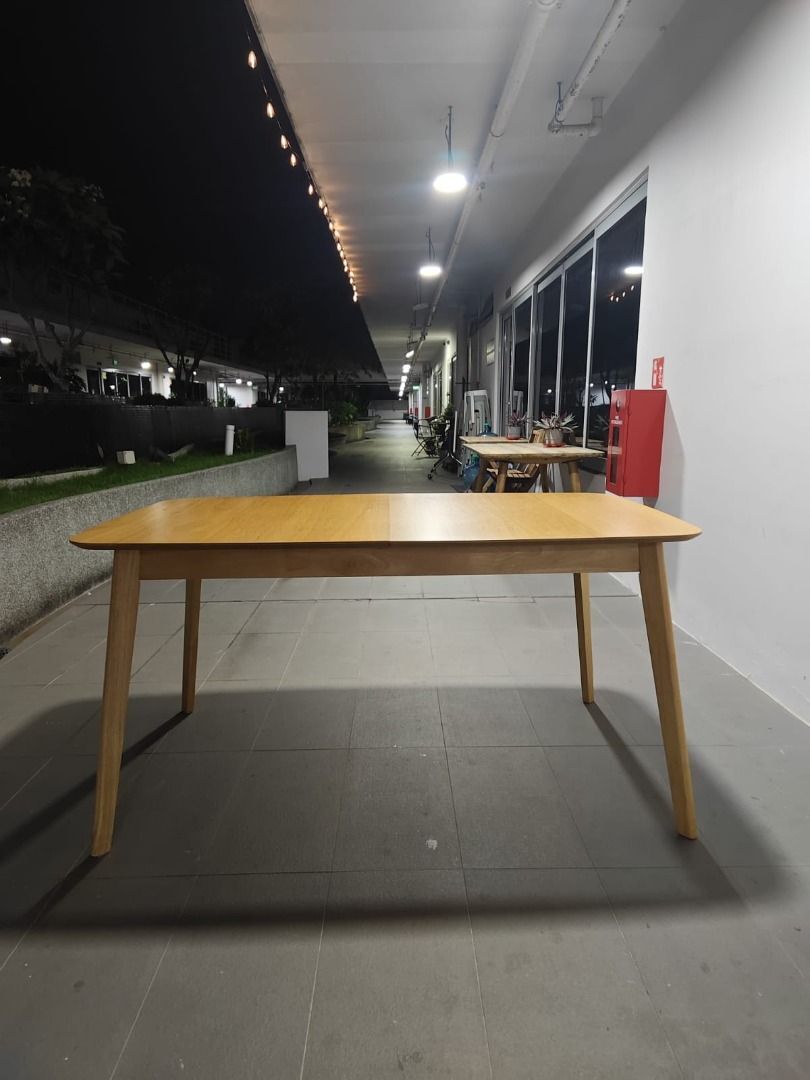 trax_extendable_dining_table_i_1761289499_b398309d_progressive