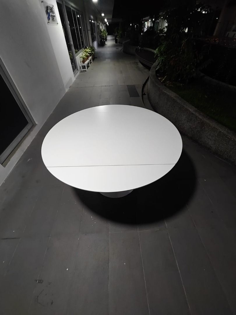 maciaszek_extendable_dining_ta_1764145275_5bd68963_progressive