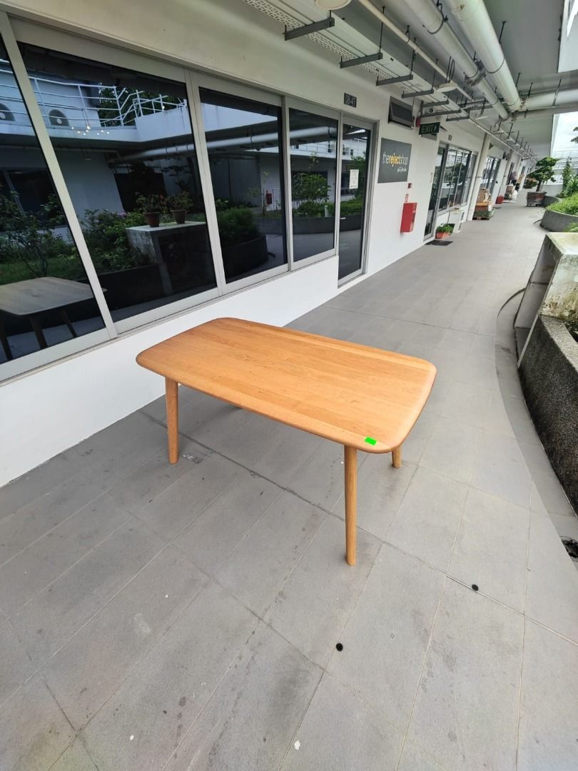 binna_dining_table_in_oak_1766749063_df2c0b67_progressive