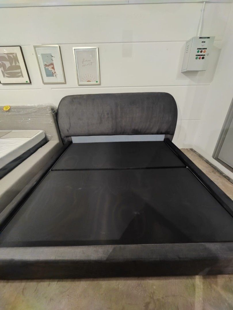 lignell_king_size_duron_fabric_1765446619_5942cea5_progressive