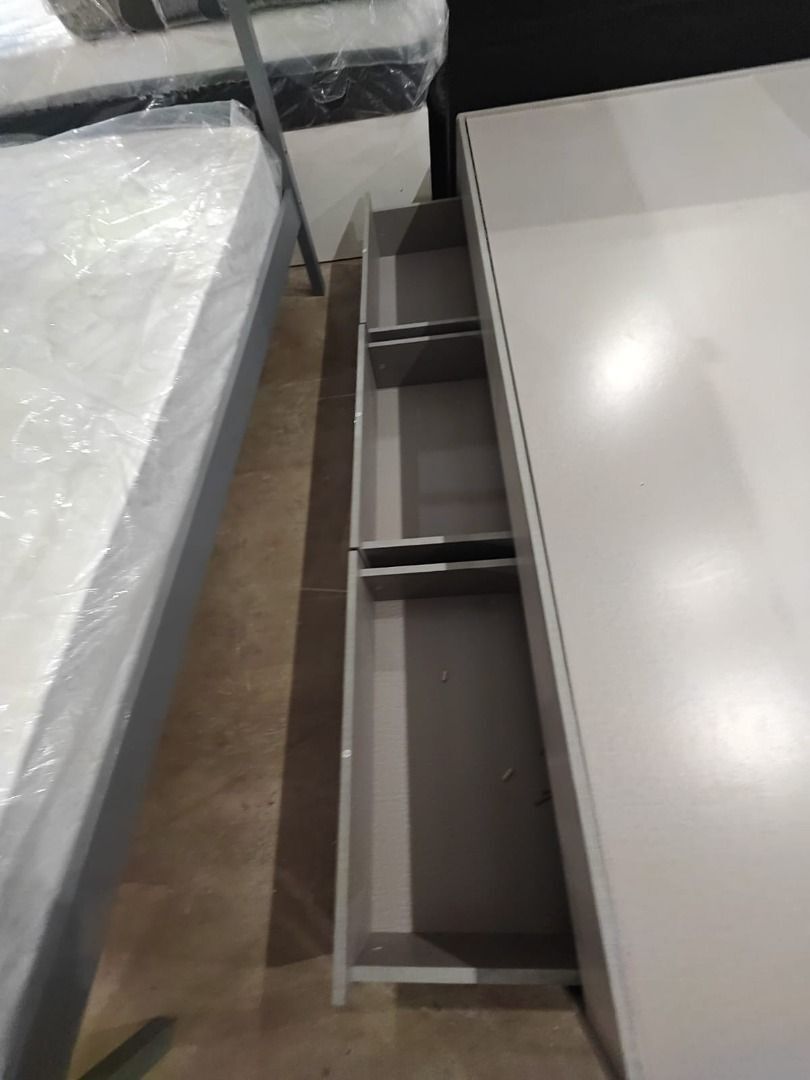 sterling_multi_storage_platfor_1765877958_49a0eb34_progressive