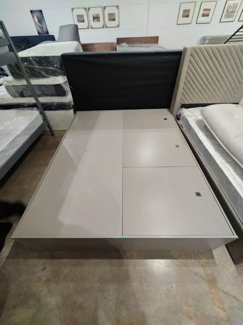 sterling_multi_storage_platfor_1765877958_bae3d6a3_progressive