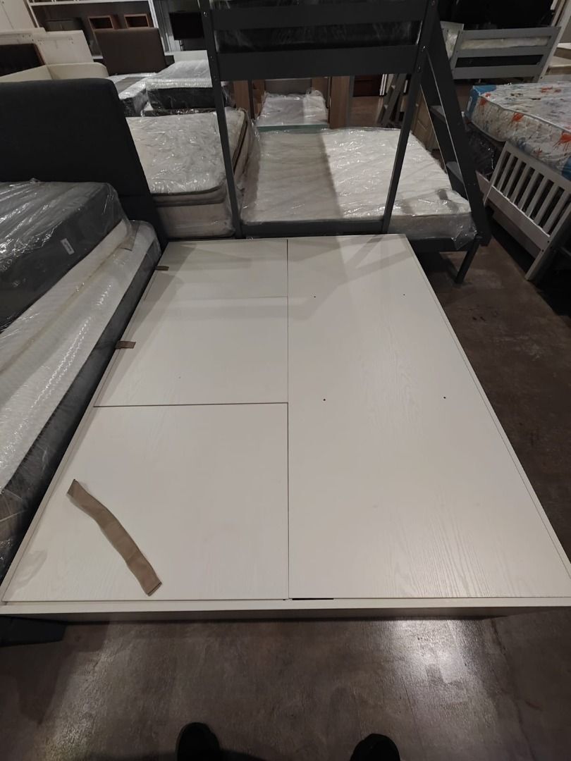 holver_queen_multi_storage_tat_1766208666_f5648120_progressive