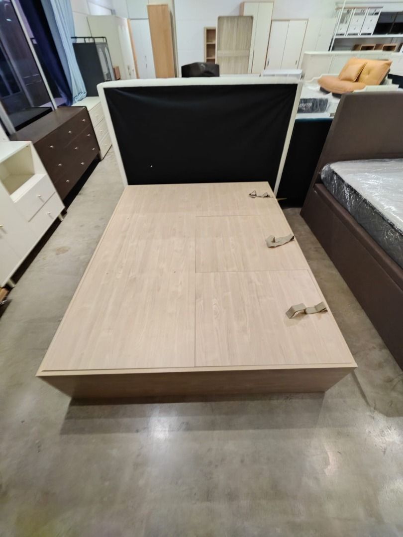 holver_queen_multi_storage_tat_1766208745_b8e27f8e_progressive