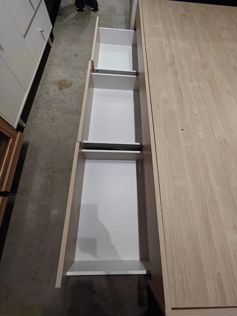 holver_queen_multi_storage_tat_1766208745_a249d4b6_progressive