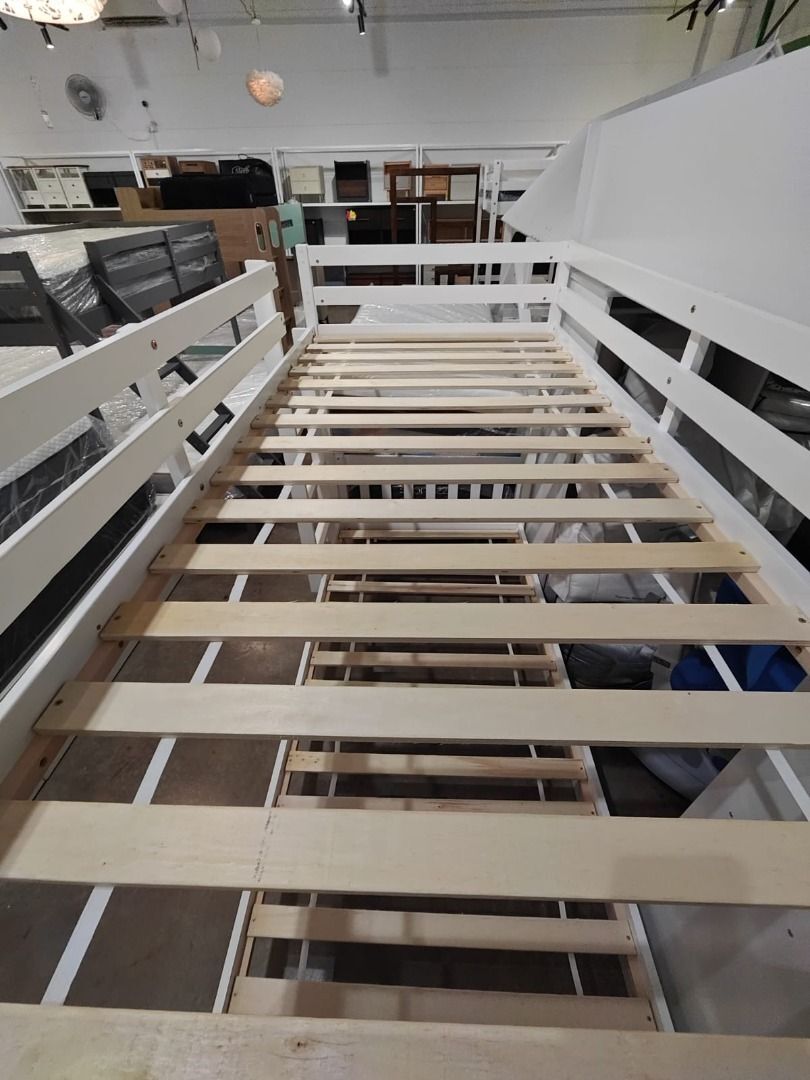 ruzenda_doubke_deck_wooden_bun_1766821374_65a96f8b_progressive