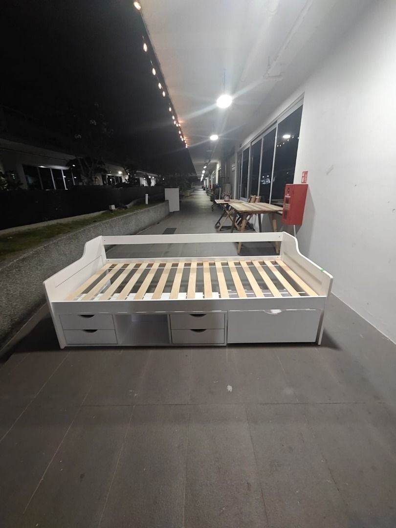 ruzenda_wooden_single_day_bed__1766824227_828fab0b_progressive