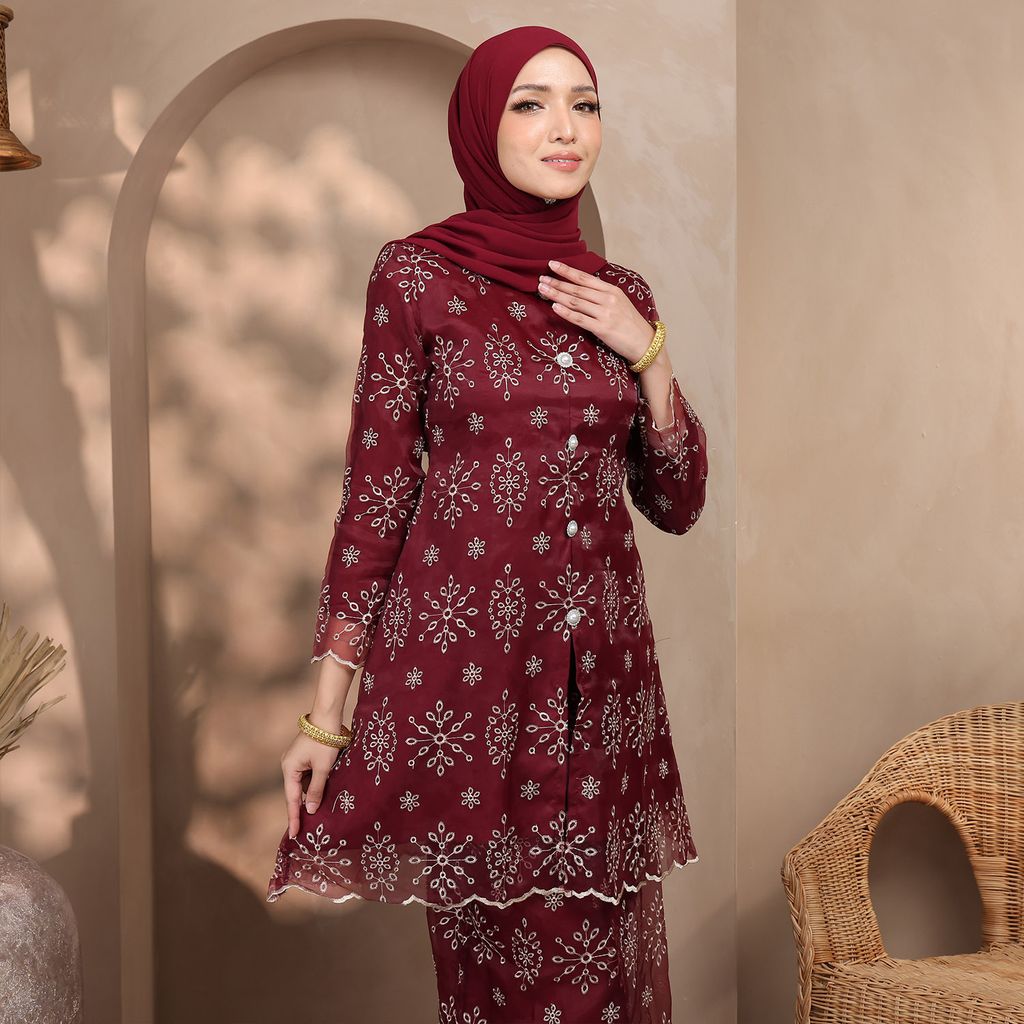 03 ORGANZA MAROON 00 (3)