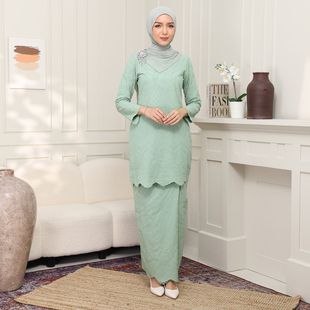 04 SAGE GREEN JAMILAH 01