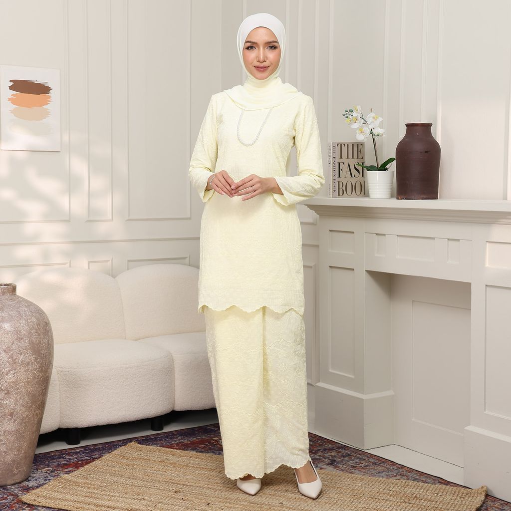 06 SOFT YELLOW JAMILAH 01