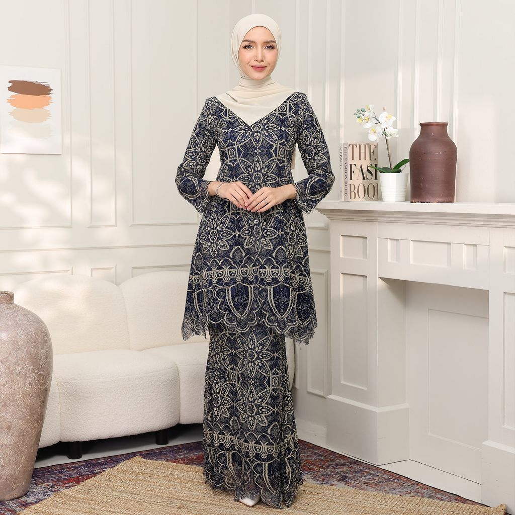 04 SRI KANDI DARK BLUE 01