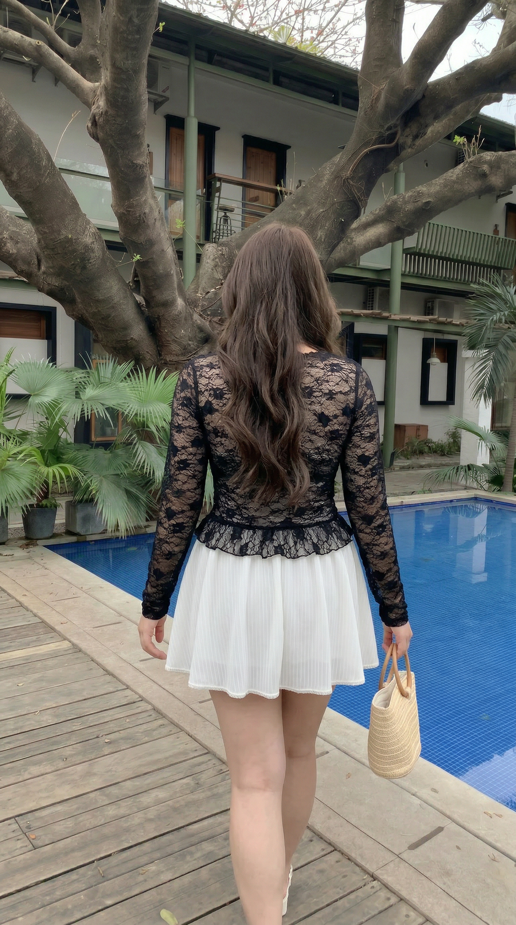 分镜3-背面角度