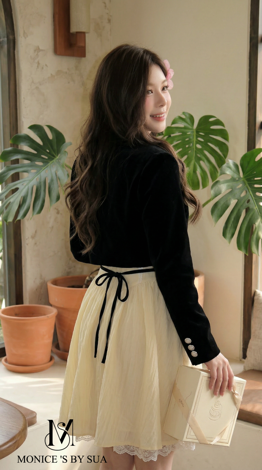 分镜3-背面特写 (1)