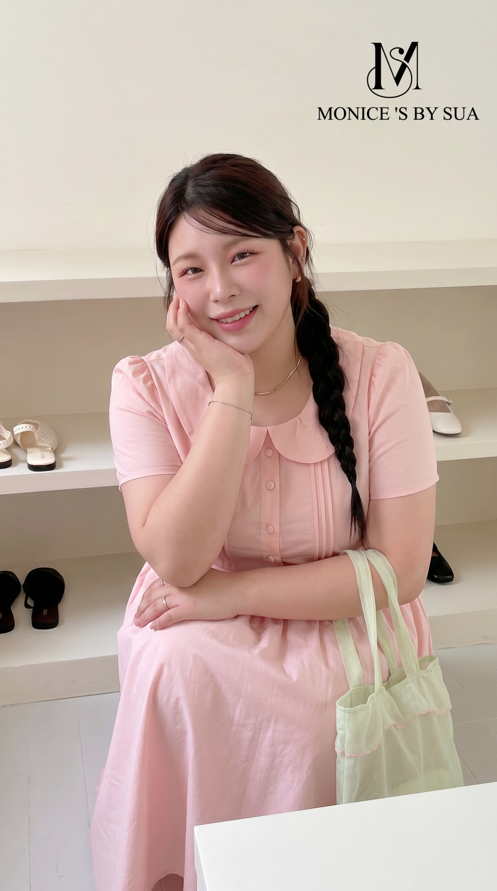 模特近照不同姿势