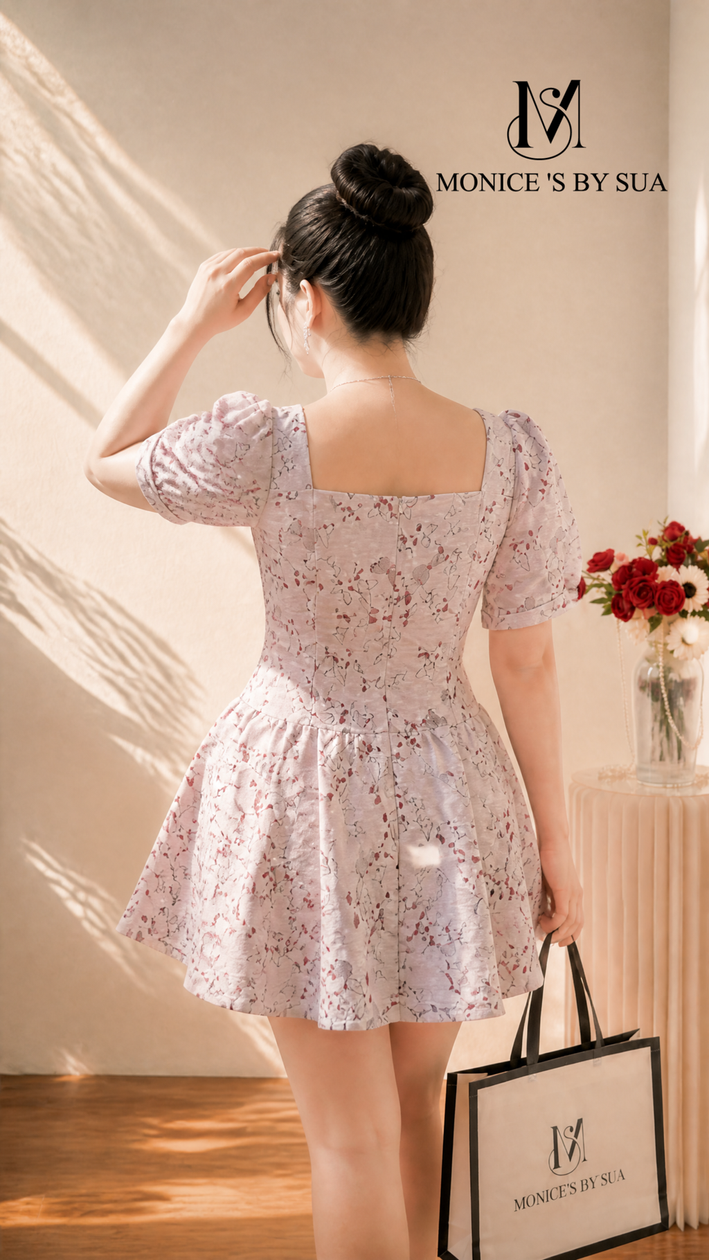 女模特背面半身服装摄影照