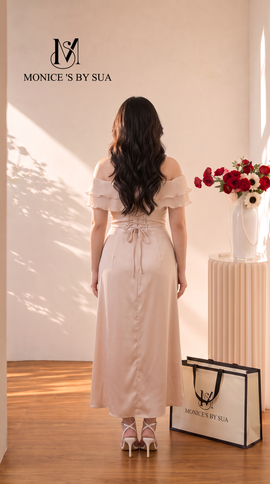 女模特全身背面专业服装摄影照 (2)